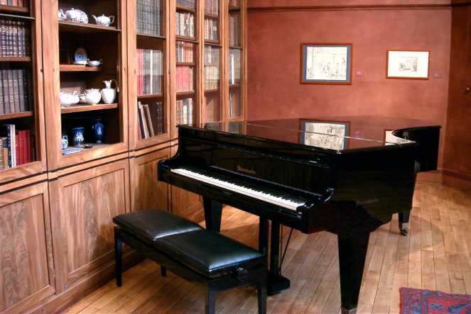 Atelier salon piano © D.Messina-Ville de Paris.jpg